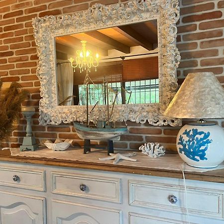 Villa Con Immenso Giardino Орозеи Екстериор снимка